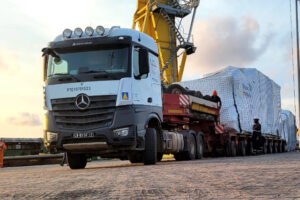 LTI - Transporte de equipamentos para refinaria